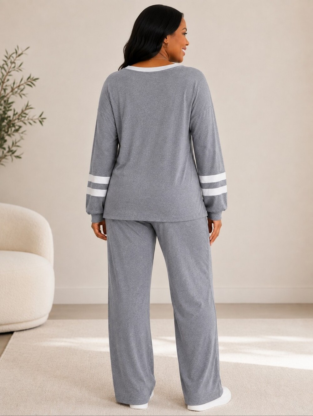 Womens 2 Piece Crewneck Long Sleeve Wide-Leg Sweatsuit Sz XL - NWOT - Picture 2 of 5
